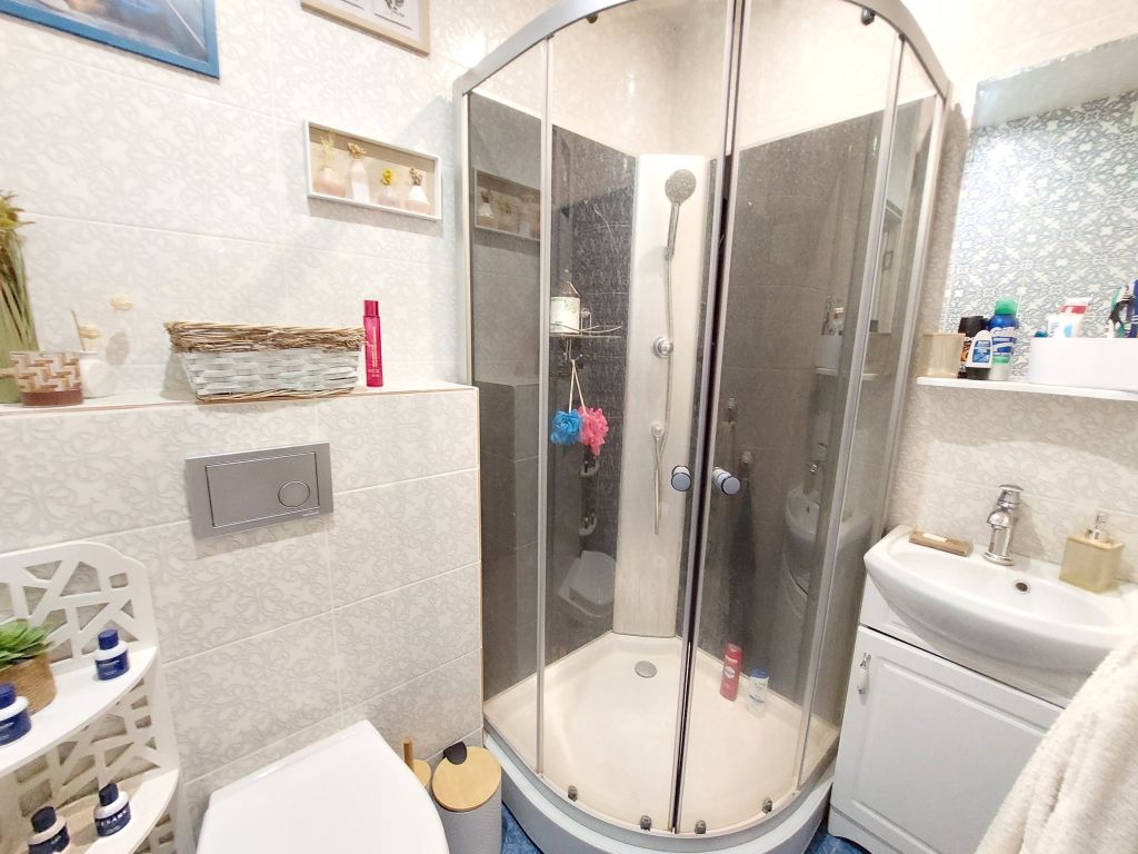 Продажа 3-комнатной квартиры, Дзержинск, Окская наб,  13