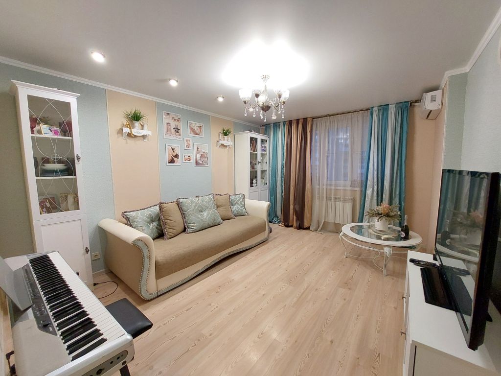 Продажа 3-комнатной квартиры, Дзержинск, Окская наб,  13