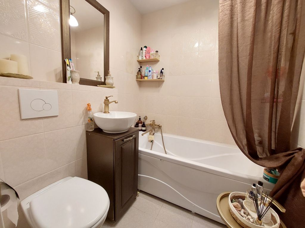 Продажа 3-комнатной квартиры, Дзержинск, Окская наб,  13