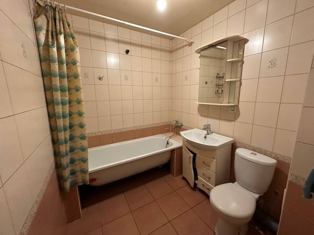 Продажа 1-комнатной квартиры, Саратов, Огородная ул,  144/146