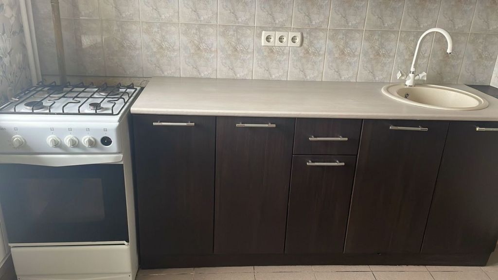 Продажа 1-комнатной квартиры, Саратов, Огородная ул,  144/146