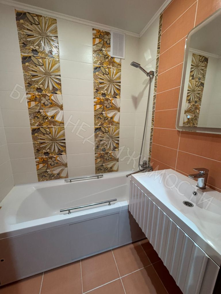 Продажа 2-комнатной квартиры, Балашов, Космонавтов пр-кт,  19