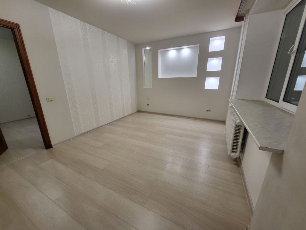 Продажа 3-комнатной квартиры, Кострома, Самоковская ул,  7