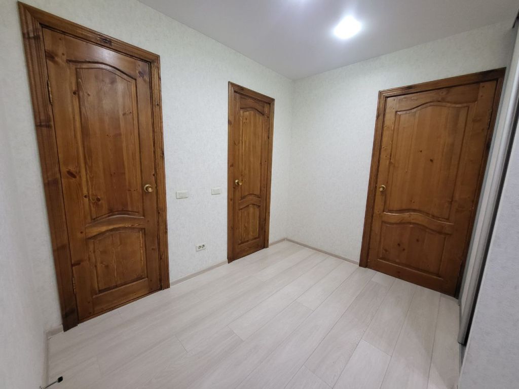 Продажа 3-комнатной квартиры, Кострома, Самоковская ул,  7