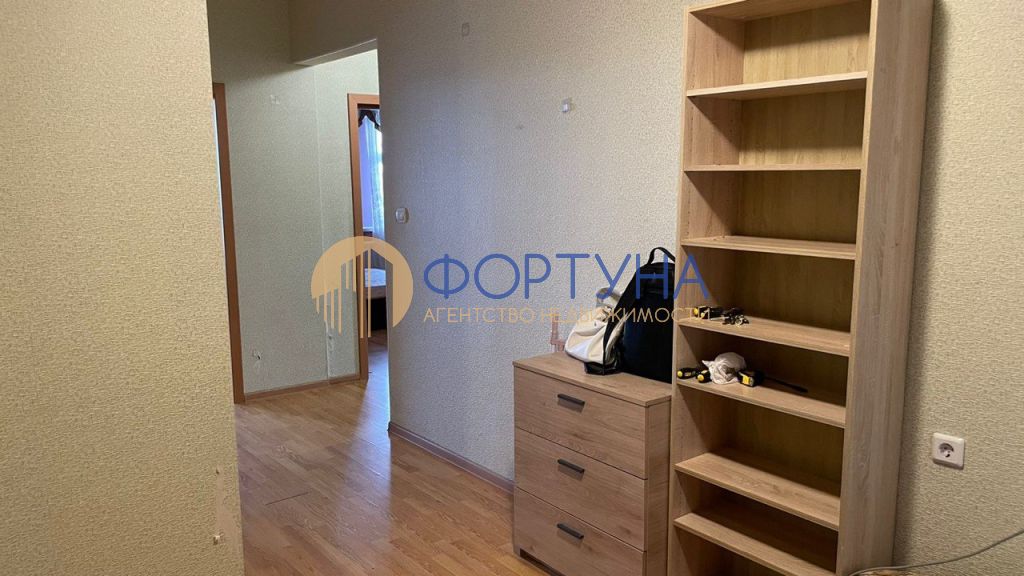 Продажа 2-комнатной квартиры, Белгород, Макаренко ул,  26