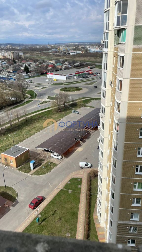 Продажа 2-комнатной квартиры, Белгород, Макаренко ул,  26