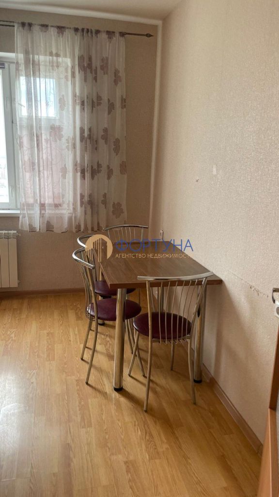 Продажа 2-комнатной квартиры, Белгород, Макаренко ул,  26