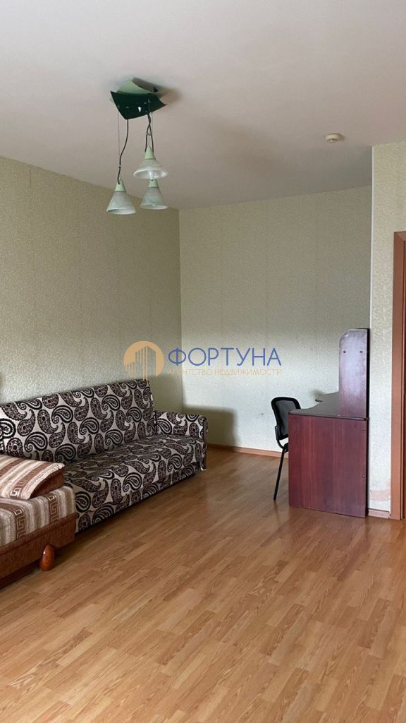 Продажа 2-комнатной квартиры, Белгород, Макаренко ул,  26
