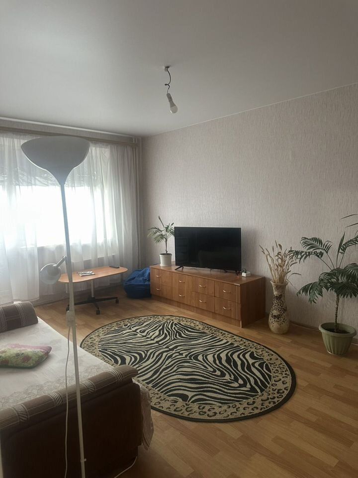 Продажа 2-комнатной квартиры, Саратов, Миллеровская ул,  25