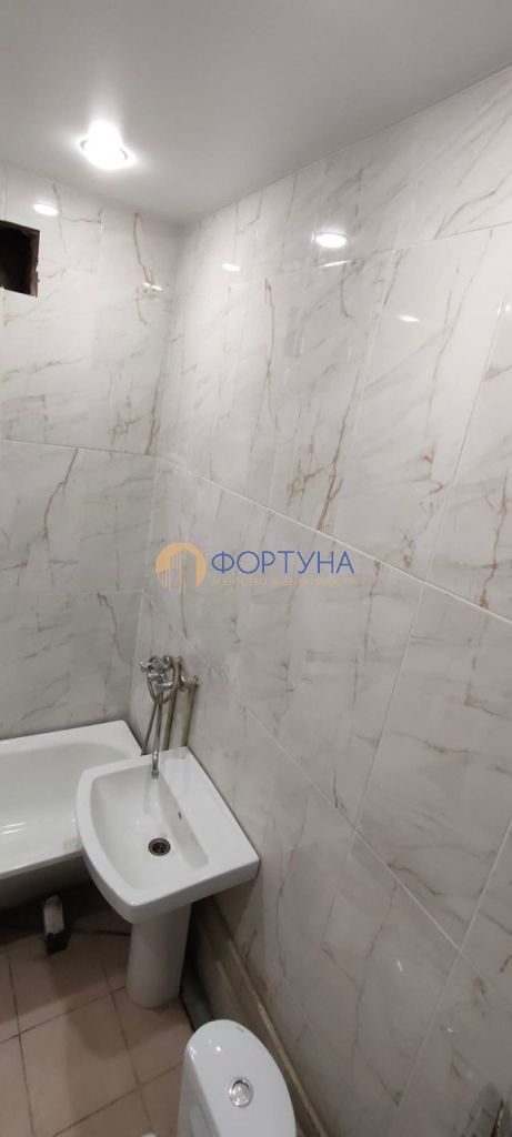 Продажа 1-комнатной квартиры, Белгород, Молодежная ул,  17