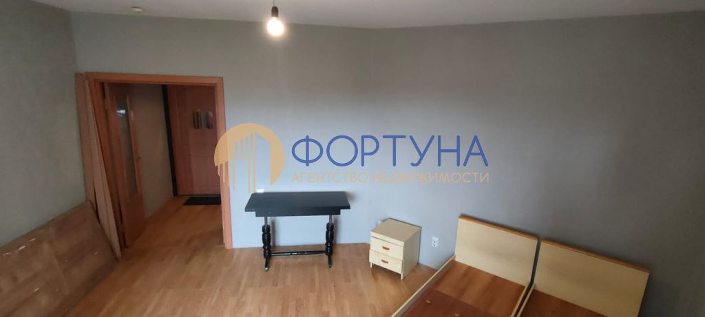 Продажа 1-комнатной квартиры, Белгород, Молодежная ул,  17