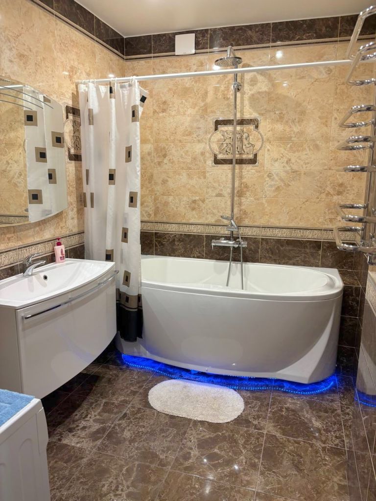 Продажа 3-комнатной квартиры, Кострома, Никитская ул,  126А