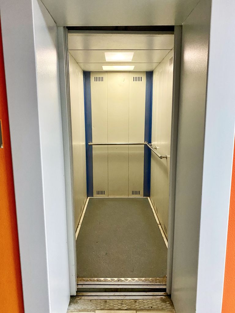 Продажа 3-комнатной квартиры, Кострома, Никитская ул,  126А