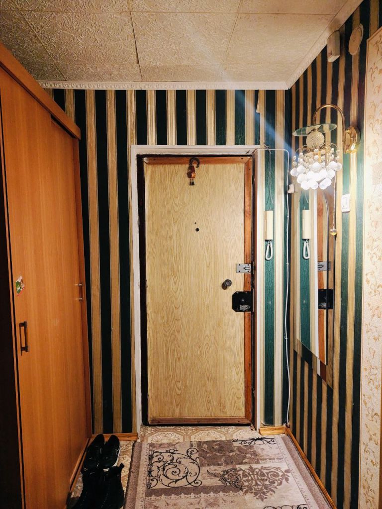 Продажа 3-комнатной квартиры, Новомосковск, Парковый проезд,  4