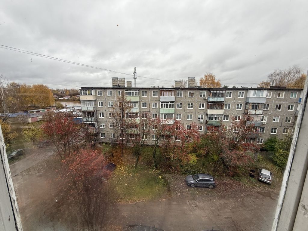 Продажа 2-комнатной квартиры, Заволжье, Дзержинского пр-кт,  53