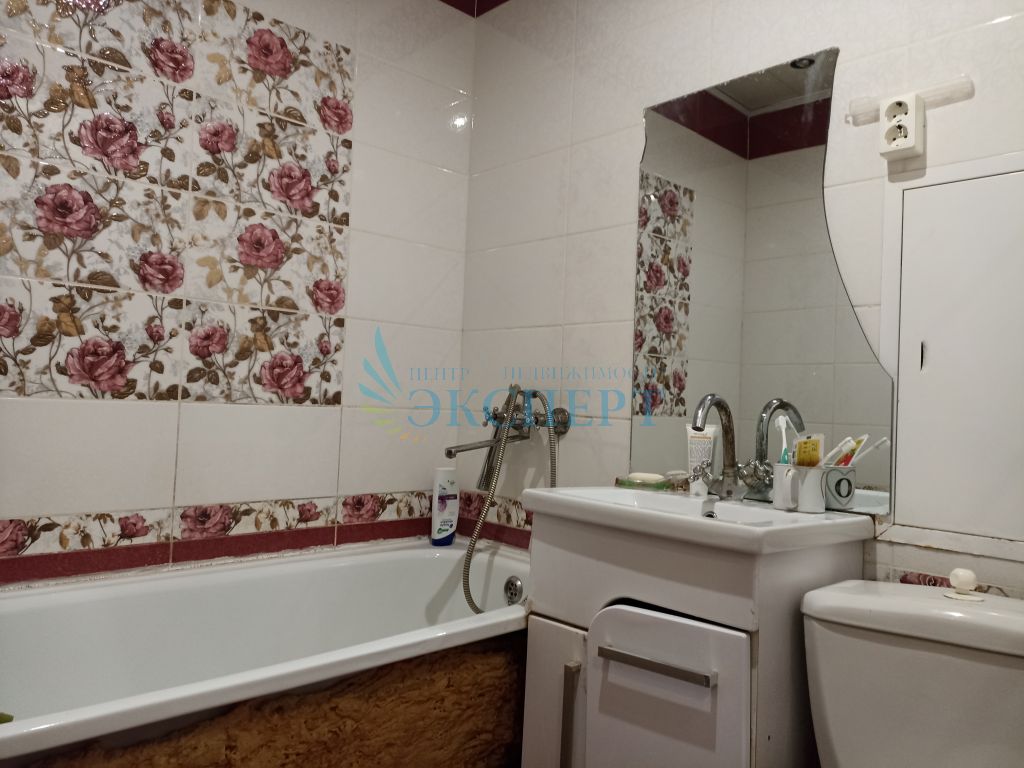 Продажа 2-комнатной квартиры, Нижний Новгород, Московское шоссе,  82