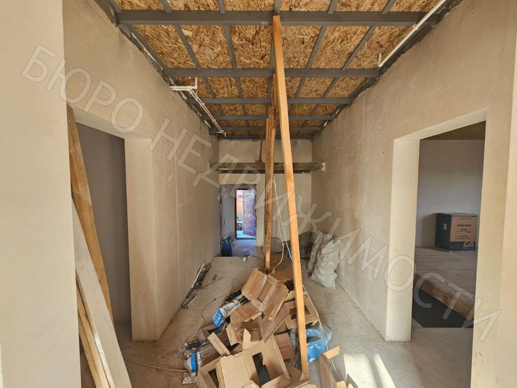 Продажа дома, 250м <sup>2</sup>, 14 сот., Репное, Советская,  83