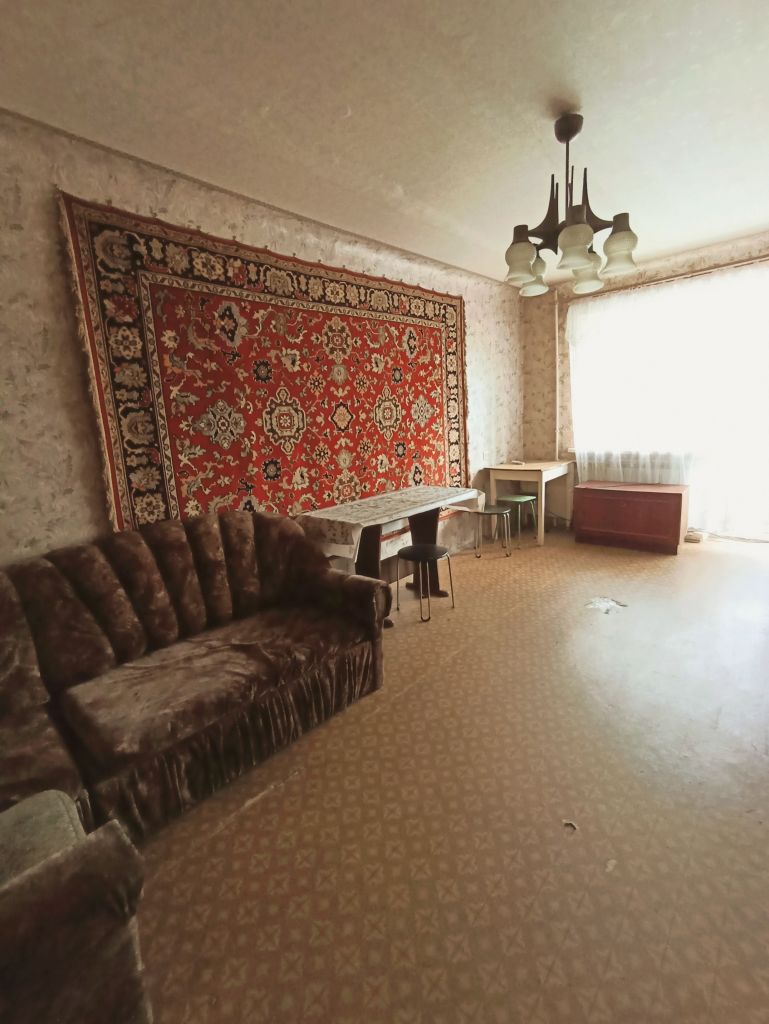 Продажа 2-комнатной квартиры, Батайск, Ушинского ул,  5