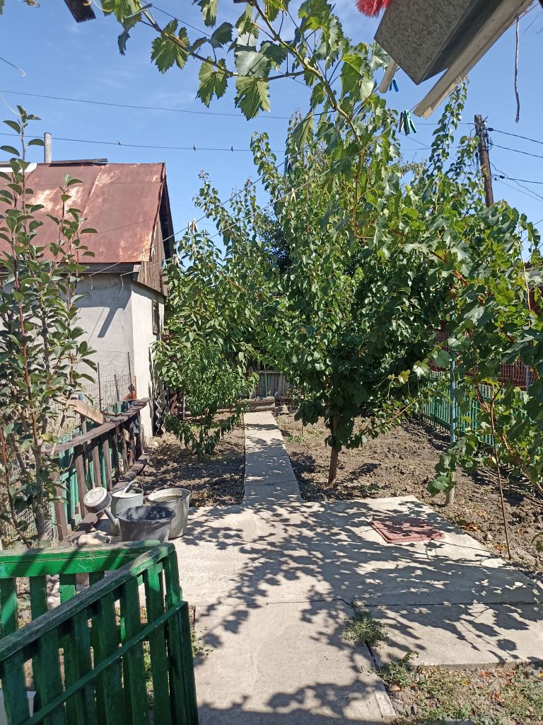 Продажа 2-комнатной квартиры, Батайск, Коваливского ул,  1