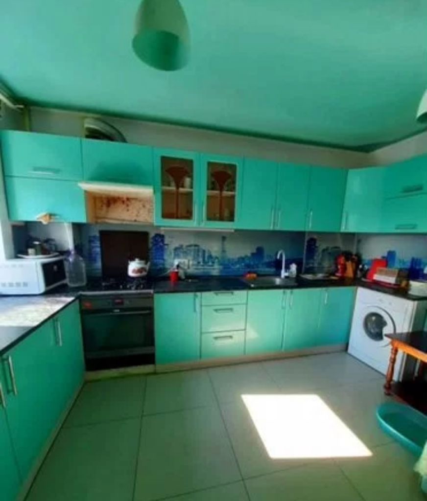 Продажа 3-комнатной квартиры, Батайск, Рабочая ул,  40