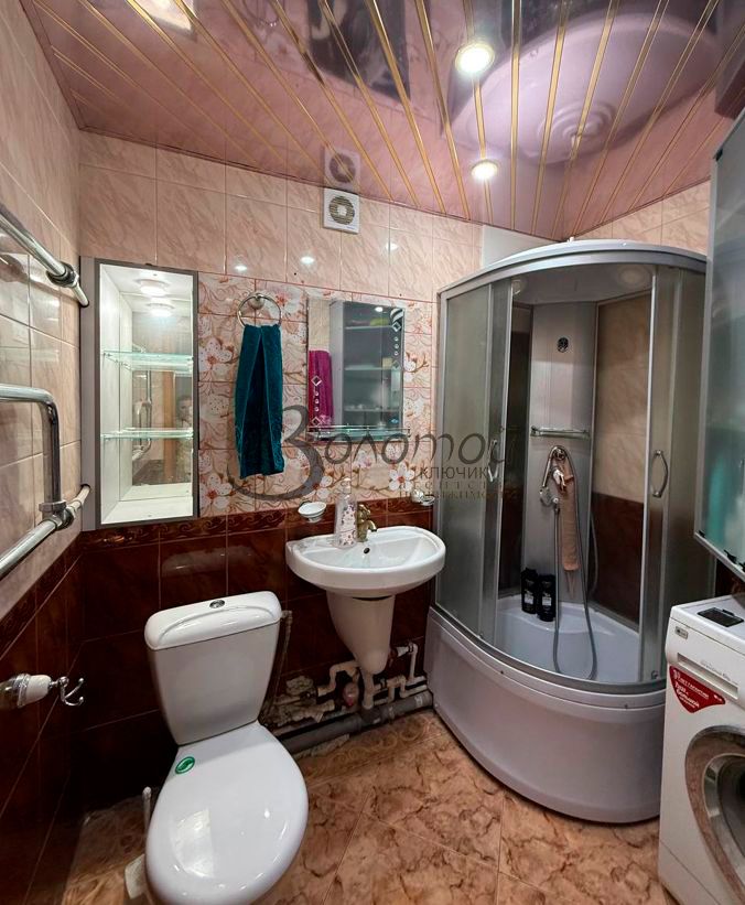 Продажа 5-комнатной квартиры, Кисловодск, Островского ул,  17