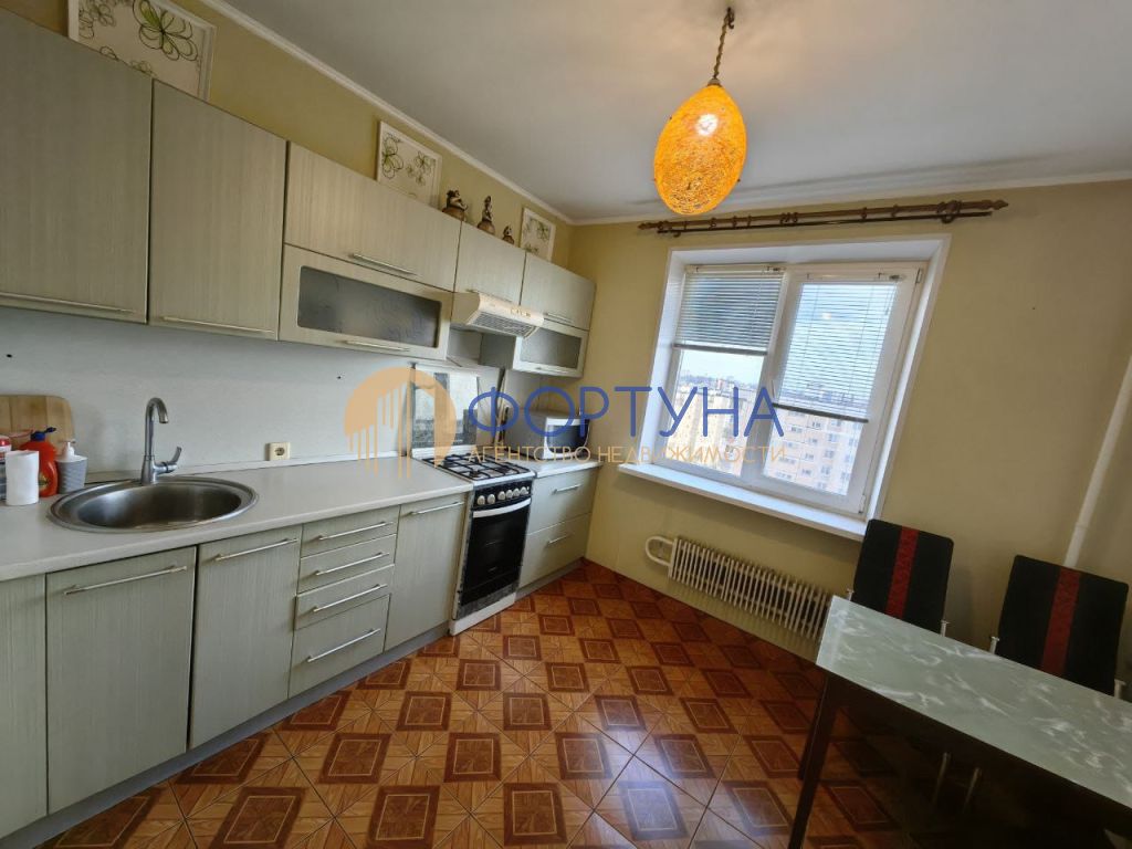 Продажа 1-комнатной квартиры, Белгород, Славы пр-кт,  131