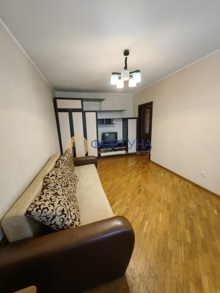 Продажа 1-комнатной квартиры, Белгород, Славы пр-кт,  131