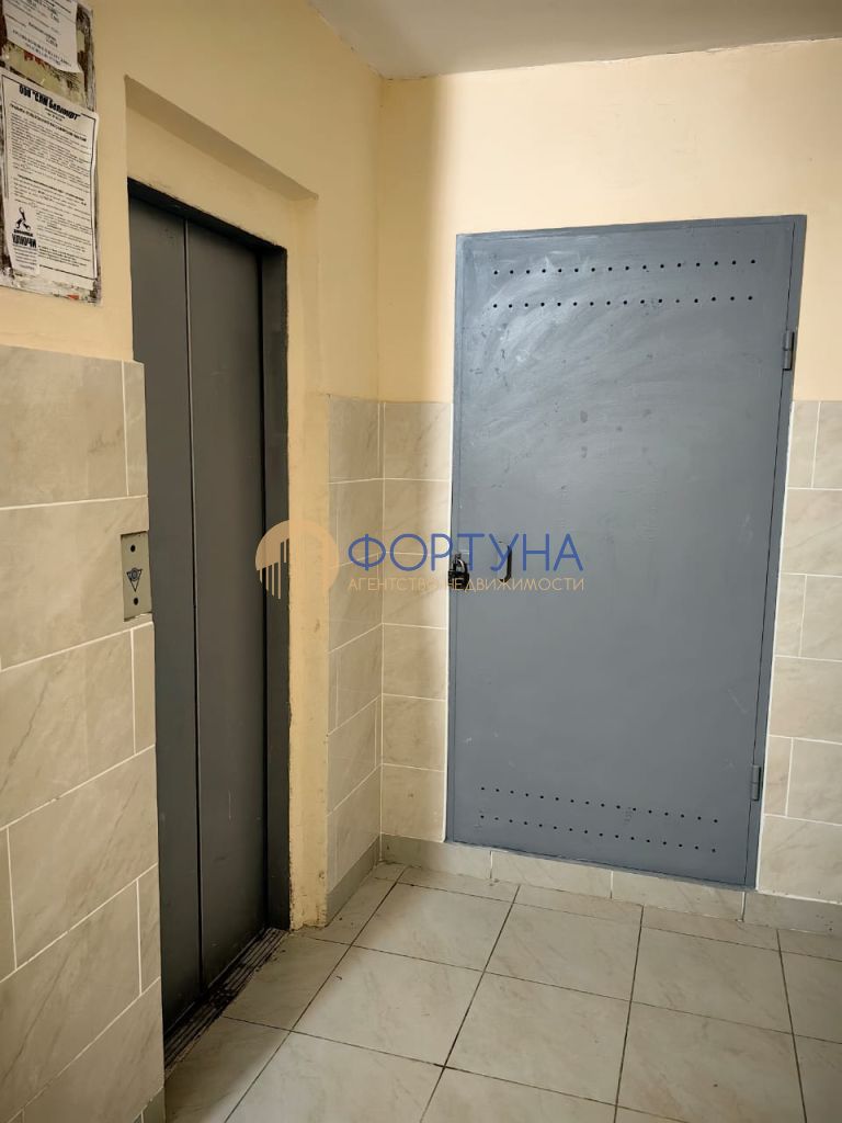 Продажа 1-комнатной квартиры, Белгород, Славы пр-кт,  131