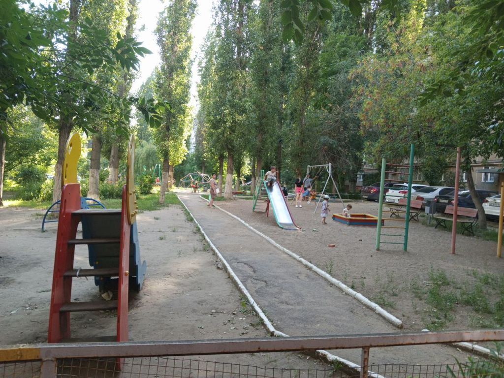 Продажа 3-комнатной квартиры, Саратов, Огородная ул,  76/78б