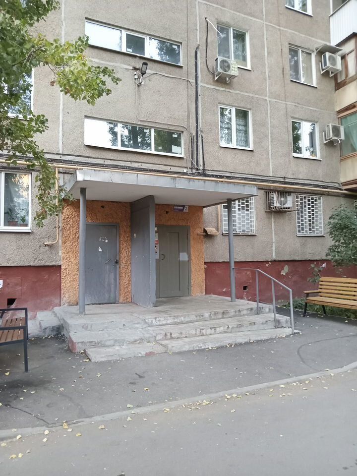 Продажа 3-комнатной квартиры, Саратов, Огородная ул,  76/78б