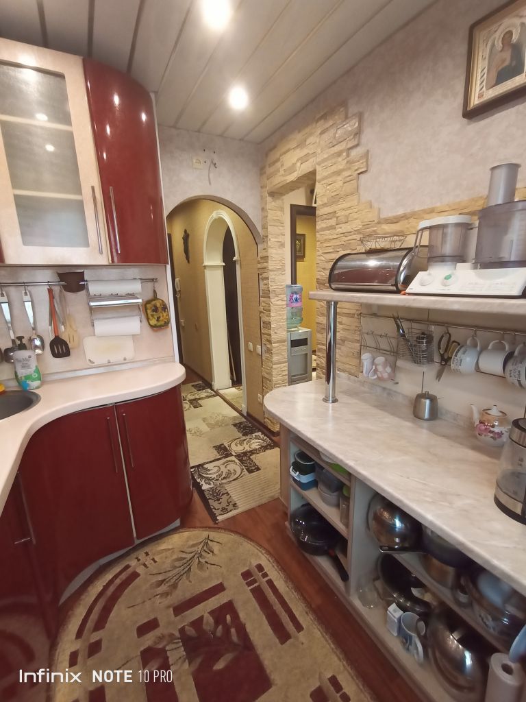 Продажа 4-комнатной квартиры, Нижний Новгород, Бурденко ул,  19