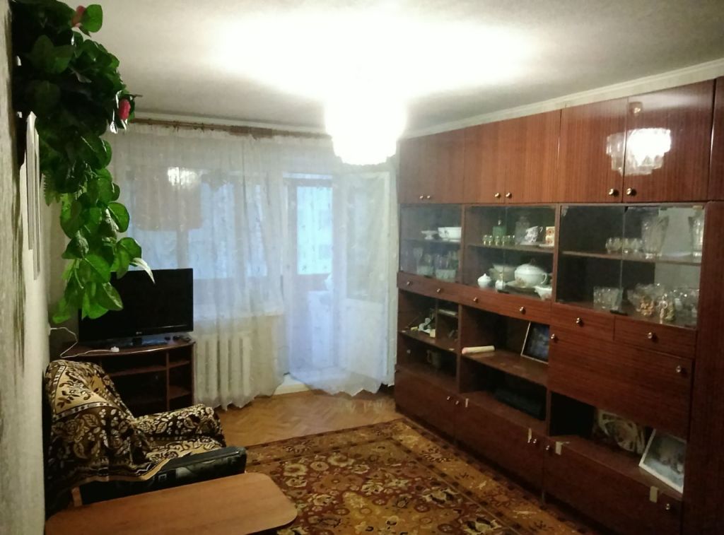 Продажа 3-комнатной квартиры, Нижний Новгород, Военных Комиссаров ул,  5