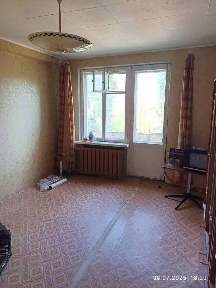 Продажа 3-комнатной квартиры, Саратов, Академика Антонова ул,  21
