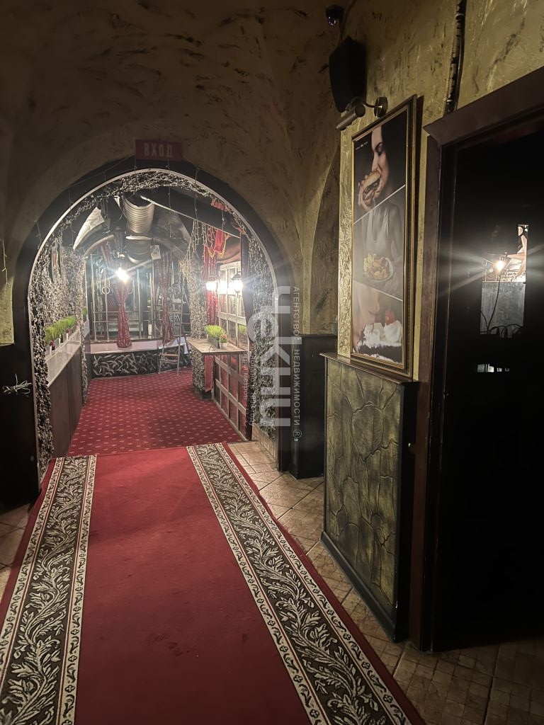 Аренда коммерческой недвижимости, 343м <sup>2</sup>, Нижний Новгород, Большая Покровская ул,  7/10