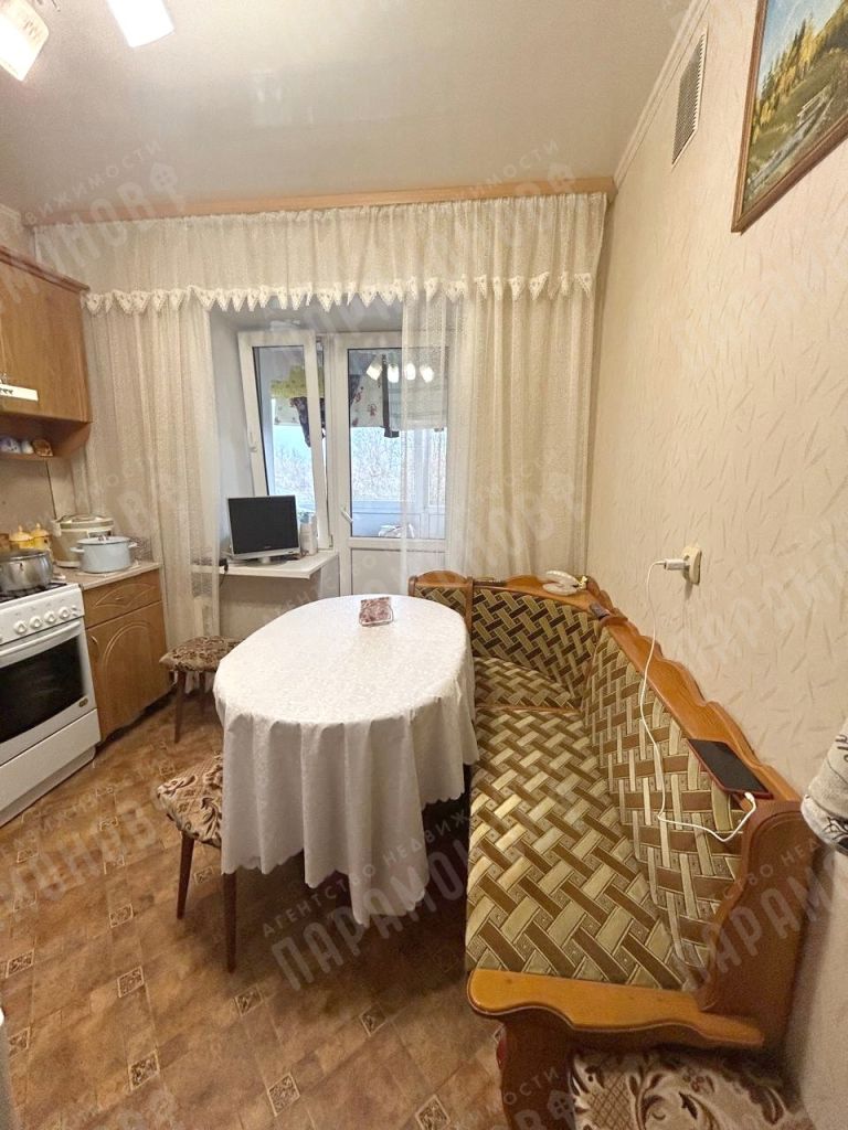 Продажа 2-комнатной квартиры, Тверь, Центральная ул,  8к1