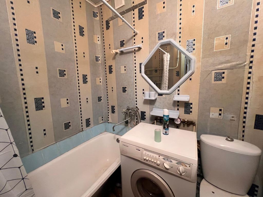 Продажа 2-комнатной квартиры, Тула, Металлургов ул,  84а