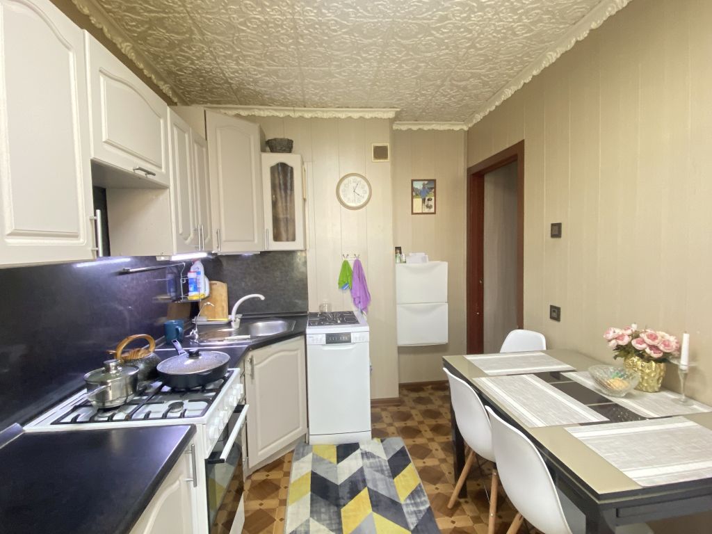 Продажа 3-комнатной квартиры, Кострома, Давыдовский-3 мкр,  5
