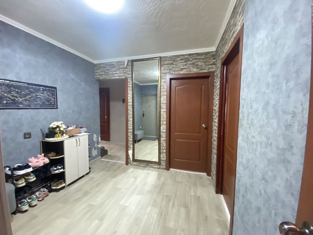 Продажа 3-комнатной квартиры, Кострома, Давыдовский-3 мкр,  5