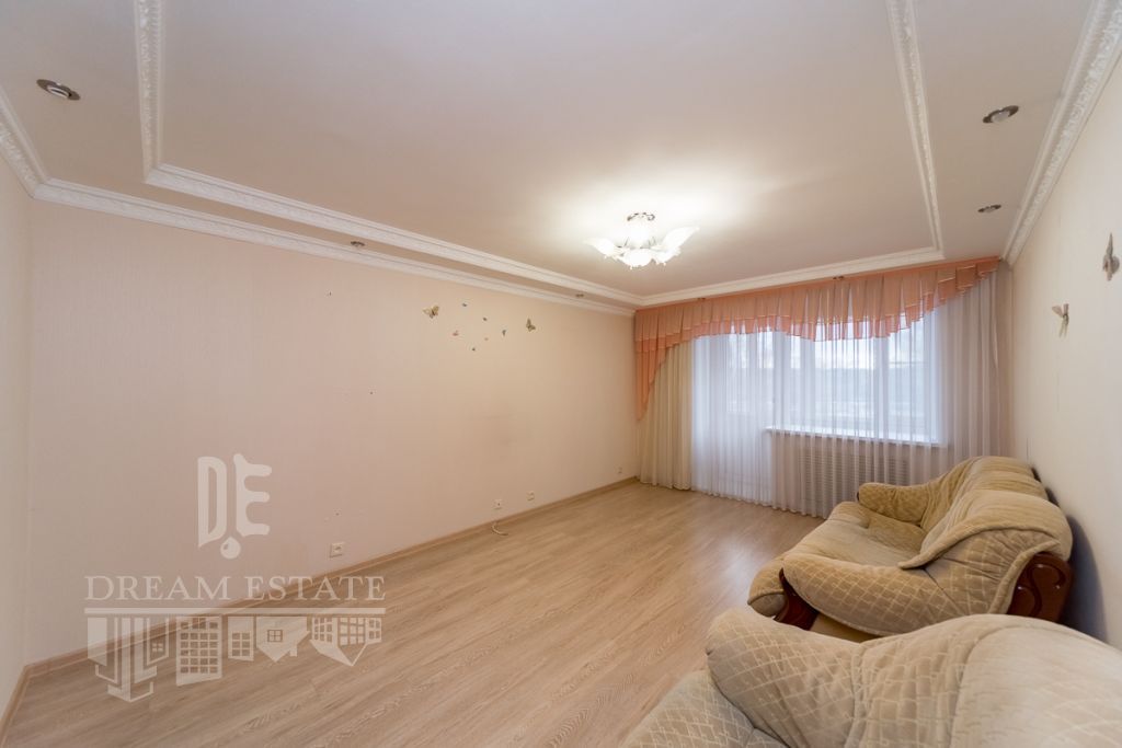 Продажа 3-комнатной квартиры, Ярославль, Алмазная ул,  5к2