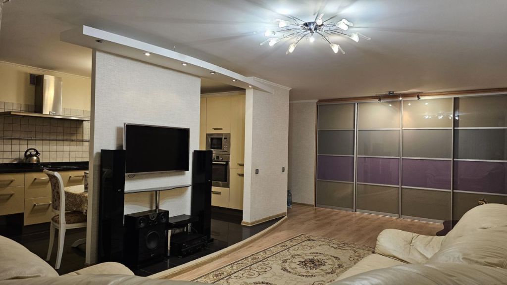 Продажа 3-комнатной квартиры, Саратов, Вольская ул,  127/133