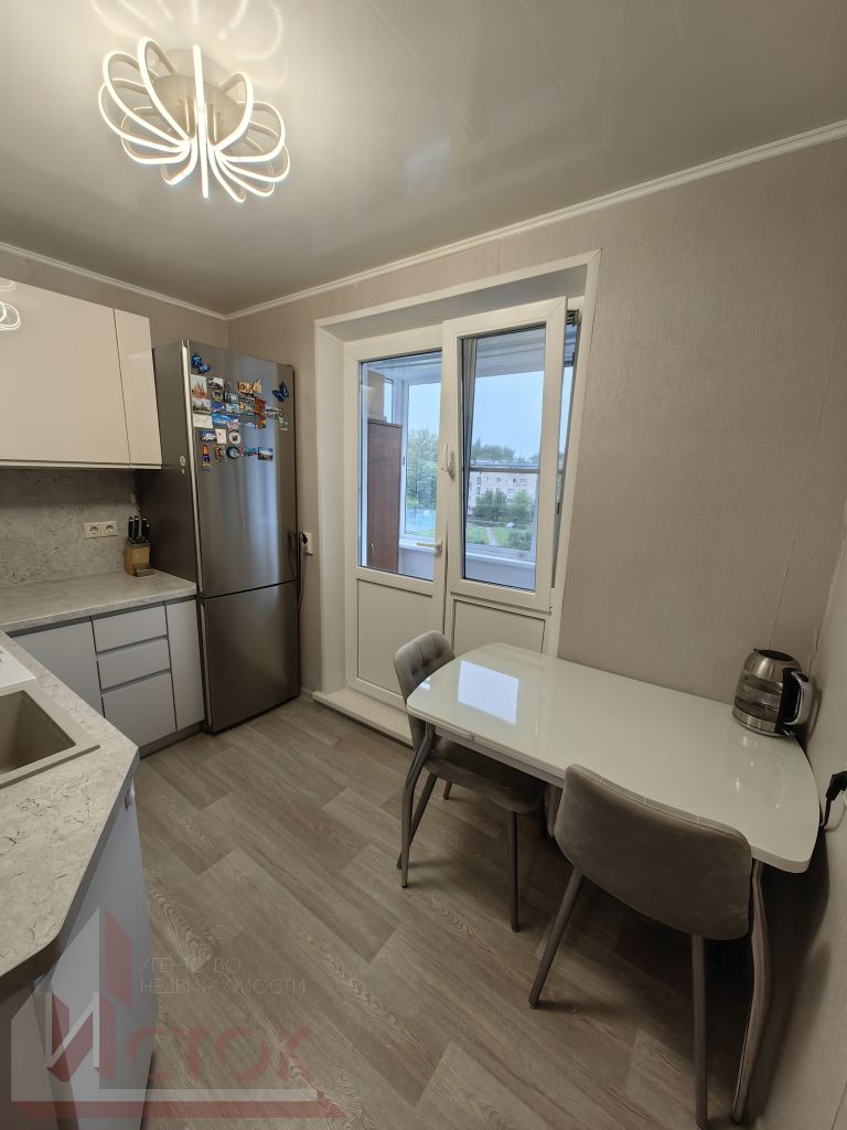 Продажа 2-комнатной квартиры, Дедовск, Красный Октябрь ул,  5