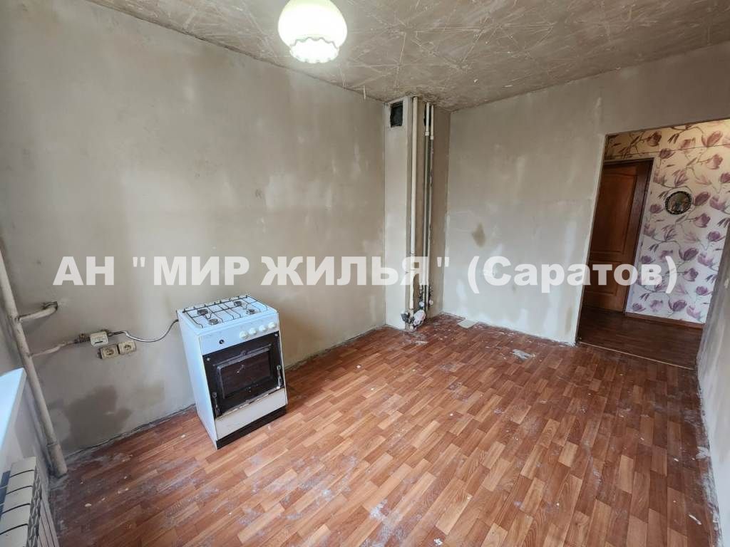 Продажа 4-комнатной квартиры, Саратов, Тархова ул,  24