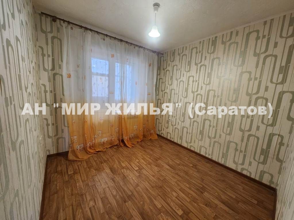 Продажа 4-комнатной квартиры, Саратов, Тархова ул,  24