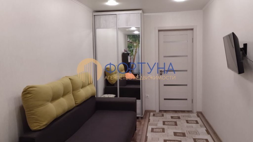 Продажа 2-комнатной квартиры, Белгород, Маяковского ул,  18