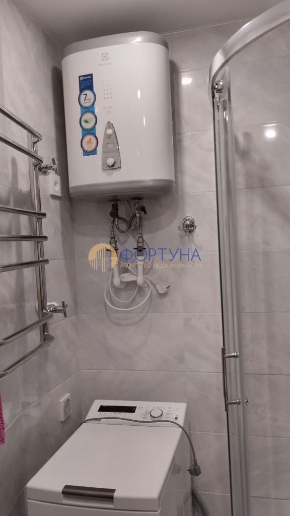 Продажа 2-комнатной квартиры, Белгород, Маяковского ул,  18