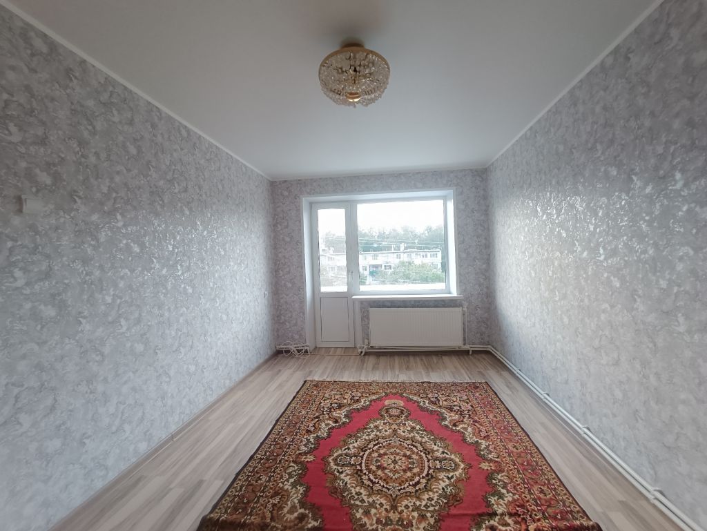 Продажа 3-комнатной квартиры, Дубовка, полевая,  14