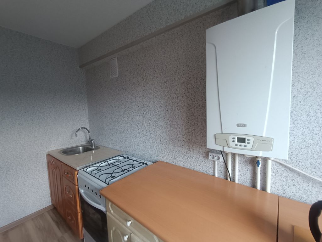 Продажа 3-комнатной квартиры, Дубовка, полевая,  14