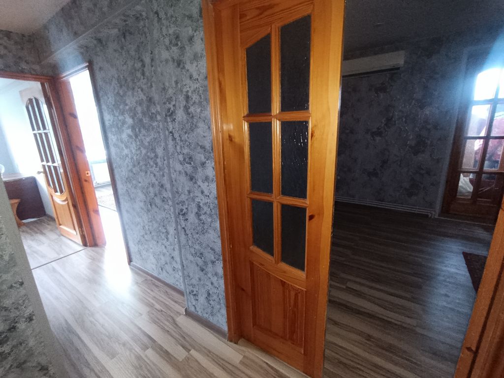 Продажа 3-комнатной квартиры, Дубовка, полевая,  14