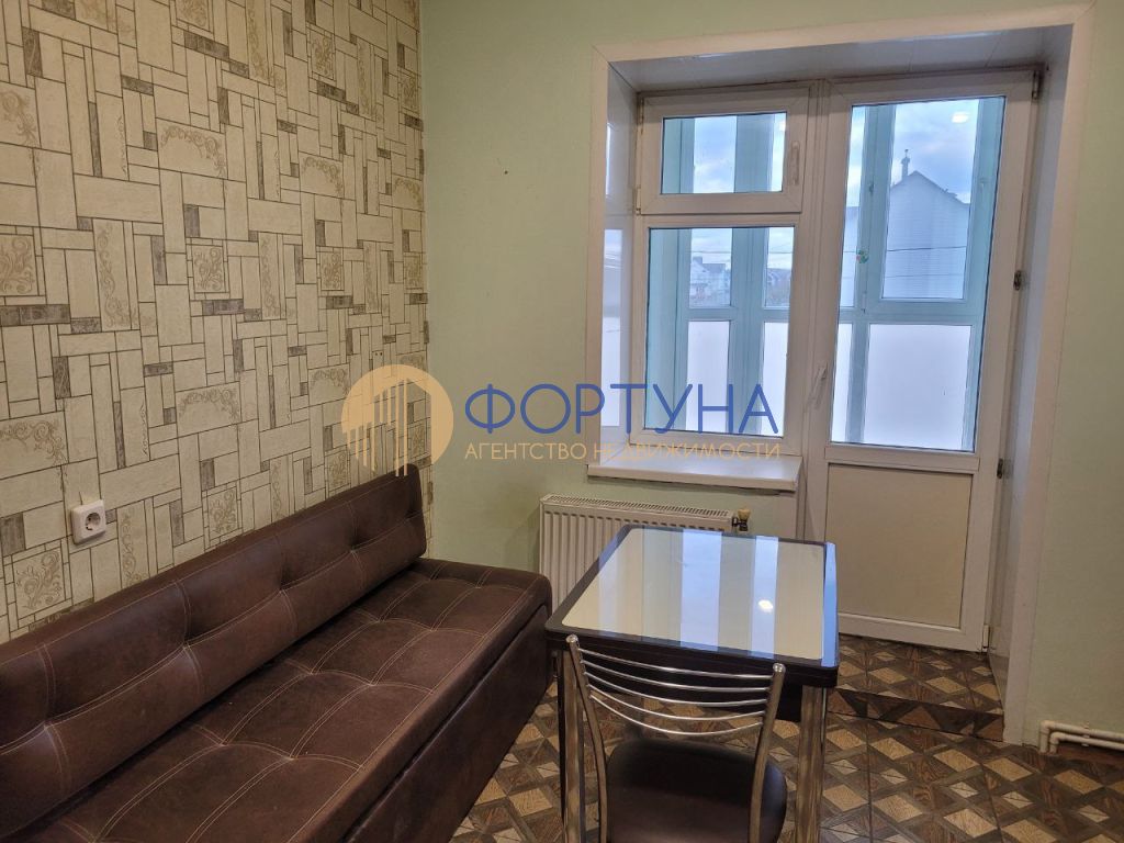 Продажа 1-комнатной квартиры, Новосадовый, Майская ул,  8