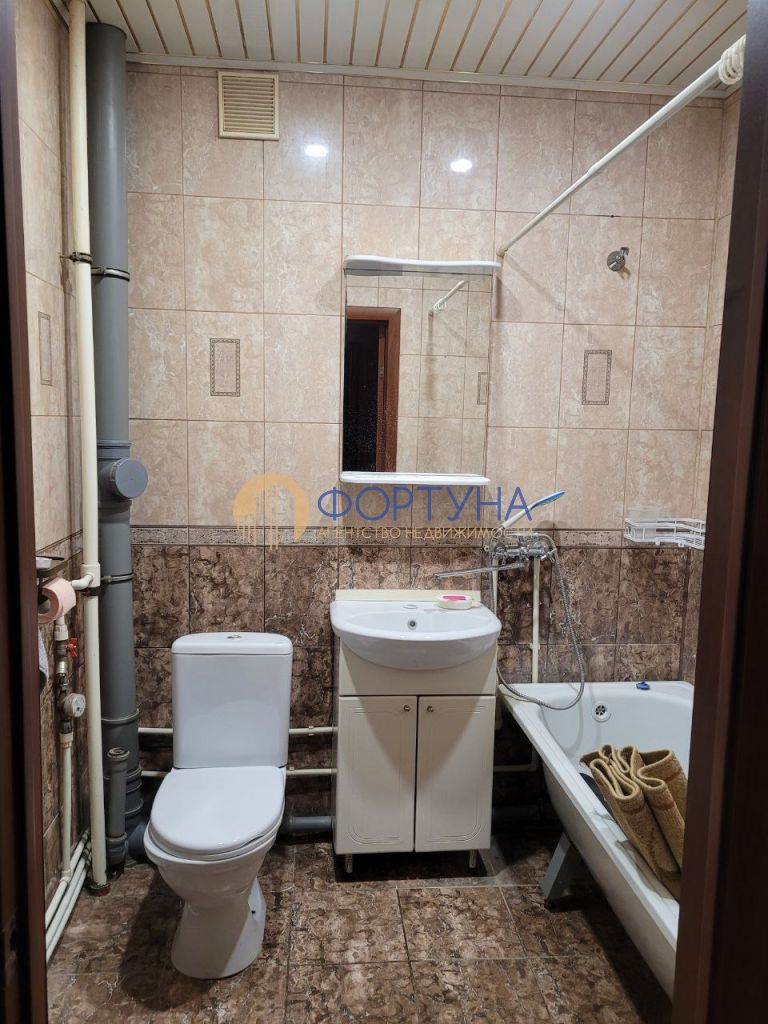 Продажа 1-комнатной квартиры, Новосадовый, Майская ул,  8